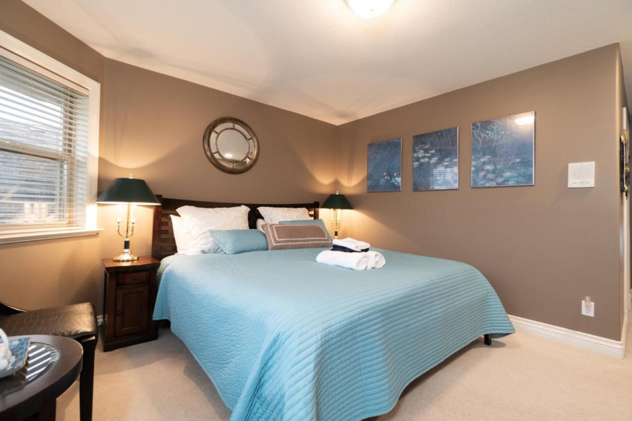 Cedar Manor Bed&Breakfast Pitt Meadows Bagian luar foto